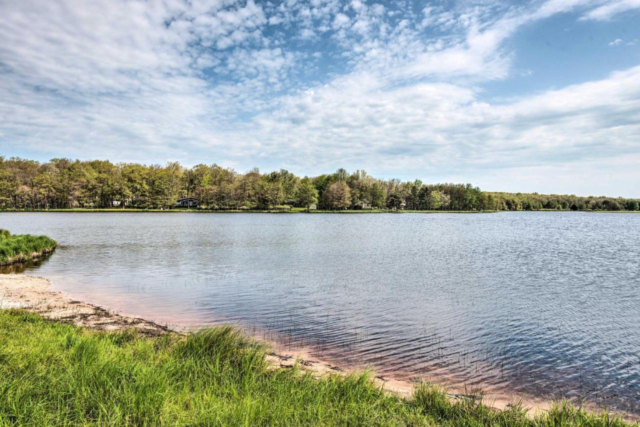 Pocono Mountain Escape With Game Room Walk To Lake! Albrightsville Buitenkant foto